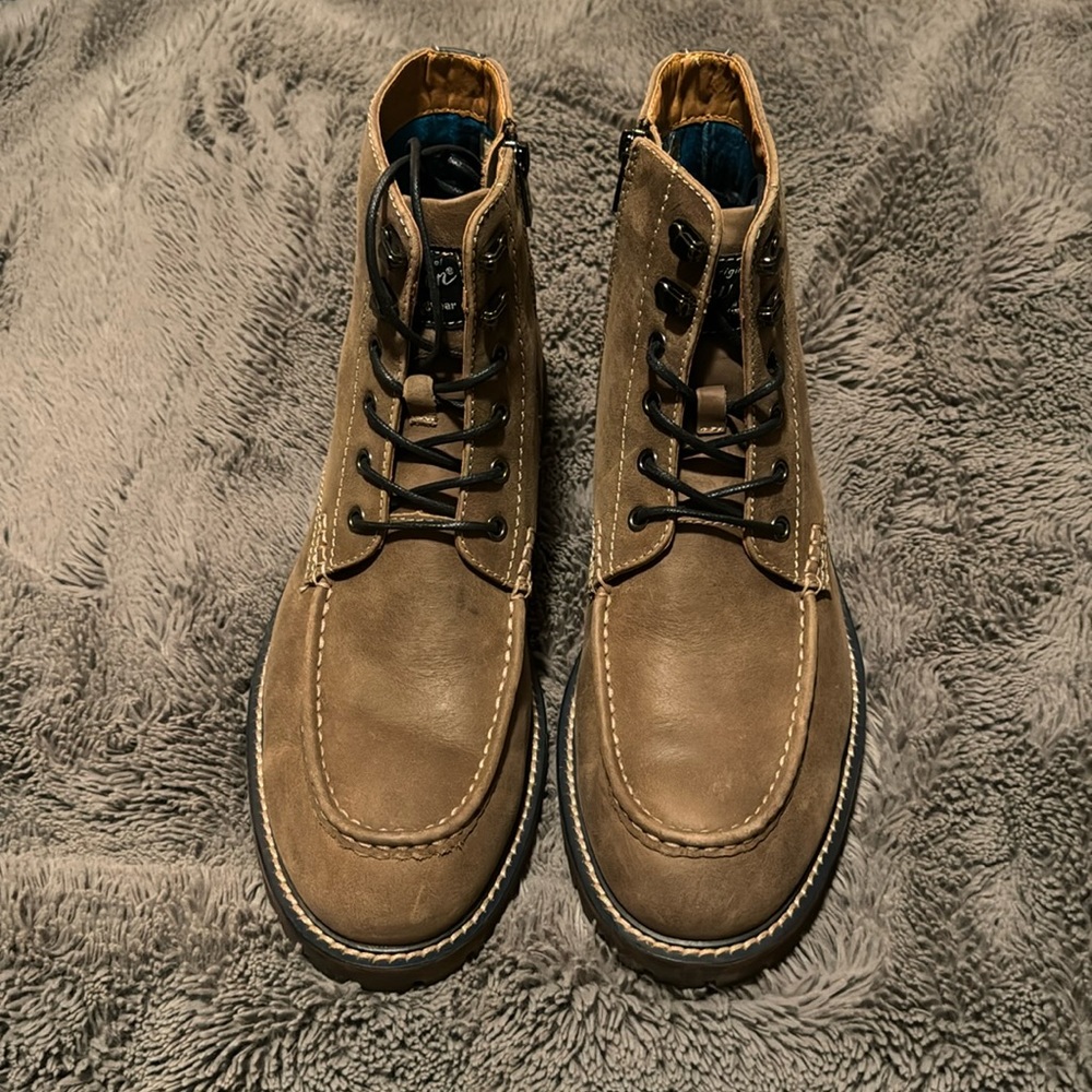 Penguin Boots